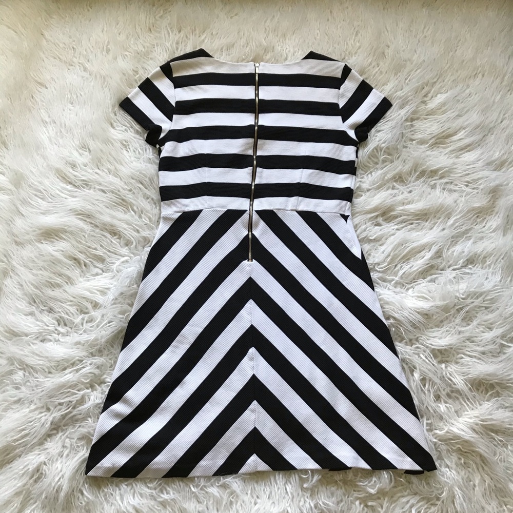 Ann Taylor Striped‎ Ribbed Fit & Flare Dress - Picture 7 of 8
